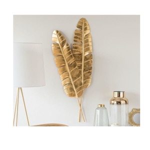 Decoración de Pared Golden Hote, Alas de Lujo y Estilo Real, Arte Metálico Personalizado en Oferta - Product Image 1