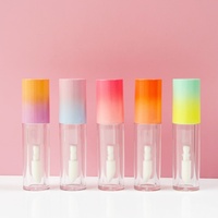Tubes de brillant à lèvres en plastique vides d'usine de marque privée avec brosse à baguette transparente 6ml emballage en plastique de tube d'huile à lèvres de couleur dégradée