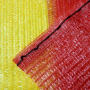 Rouleau de <span class=keywords><strong>filet</strong></span> de sécurité en plastique rouge et jaune 1*50m pour barrière temporaire sur les chantiers de construction et la marquage des allées - Product Image 3