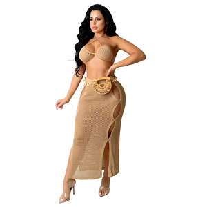 Conjunto de Playa de Verano para Mujer, Tejido de Ganchillo, Dos Piezas, Traje de Baño con Top de Vendaje y Falda Larga Calada - Product Image 5