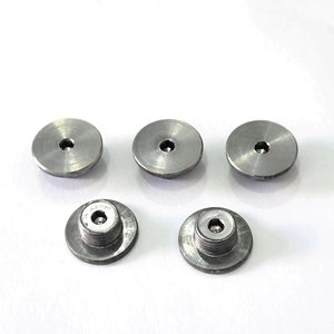 Tapón de Aceite con Brida Hexagonal Interna Hecho a Medida, M10, Acero Inoxidable Pulido Grado A Nivel 4.8, Tuerca No Estándar - Product Image 1