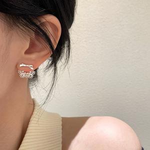 Pendientes de Plata de Ley S925 con Baño de Oro de 18K y Diseño de Lazo, Elegantes Accesorios para las Orejas con Estilo de Doble Uso y Colgante Trasero - Product Image 4