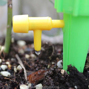 Commercio all'ingrosso automatico gocciolatore di acqua Dripper PP sistema di irrigazione per giardino fatto <span class=keywords><strong>da</strong></span> te nuova conicità per <span class=keywords><strong>piante</strong></span> <span class=keywords><strong>piante</strong></span> d'appartamento - Product Image 5