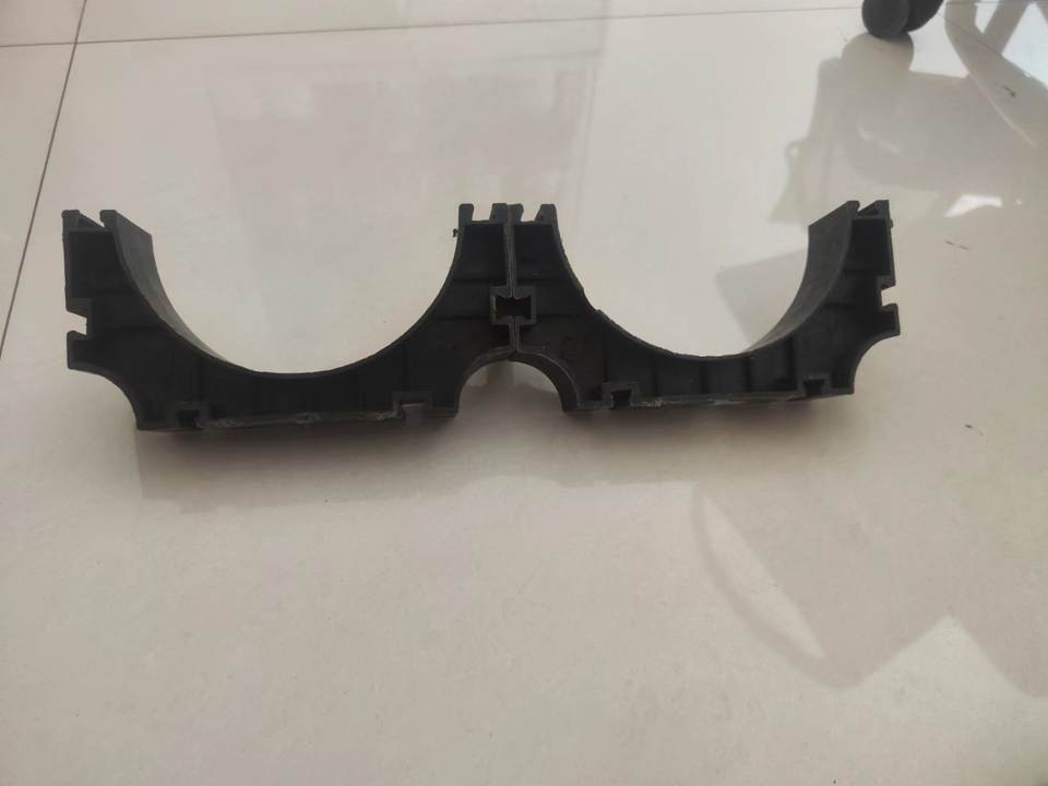 110mm 4'' Intermediater Spacers Schedule 40 PVC