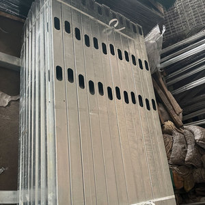 Clôture moderne à 3 rails pour élevage de chevaux en plein air Clôture élégante pour ferme équestre en plein air à prix économique - Product Image 5