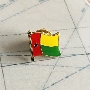 Spilla da bavero con bandiera nazionale della Guinea-Bissau, in metallo smaltato con cristalli epossidici, distintivo commemorativo personalizzato, souvenir per abito - Product Image 2