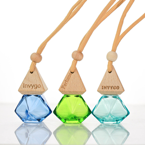 Multifunctionele 8ml glazen parfumfles voor autoramen, transparant en gekleurd, met schroefdop en koord, aanpasbaar. - Product Image 4