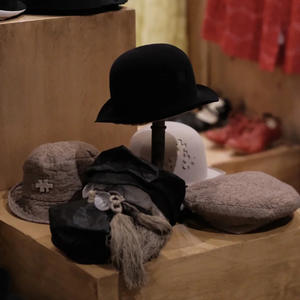 • رف كلاسيكي مع تخزين لخزانة الملابس وسطح المكتب-غطاء وشماعات عرض المعطف - Product Image 6