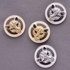 Botones <span class=keywords><strong>Metálicos</strong></span> <span class=keywords><strong>de</strong></span> Alta Calidad con Forma <span class=keywords><strong>de</strong></span> Leopardo, Cierres a <span class=keywords><strong>Presión</strong></span> <span class=keywords><strong>de</strong></span> Aleación <span class=keywords><strong>de</strong></span> Zinc <span class=keywords><strong>de</strong></span> Lujo para Ropa, 18mm 23mm, Patrón <span class=keywords><strong>de</strong></span> Logotipo para Coser en Abrigos - Product Image 6