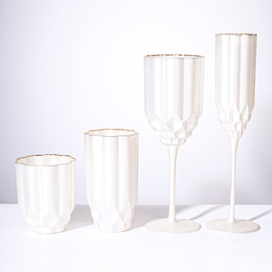 Ensemble de verres à vin à pied long, géométriques et facettés, noir mat avec bordure or <span class=keywords><strong>blanc</strong></span>, pour flûtes à vin, pour mariage et fête - Product Image 1