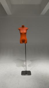 Venta de verano, maniquí de Torso femenino de medio cuerpo ajustable para exhibición de <span class=keywords><strong>ropa</strong></span>, costura, diseño de moda hecho de plástico para sastres - Product Image 2