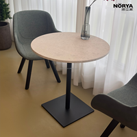 Table basse mobile de luxe moderne NORYA avec plateau en marbre naturel et structure en métal pour salon