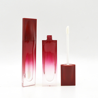Einzigartige 2ml flache Lipgloss-Behälter röhre Private Label Red Liquid Kosmetik flasche Transparente Lipgloss-Tube Kosmetik verpackung