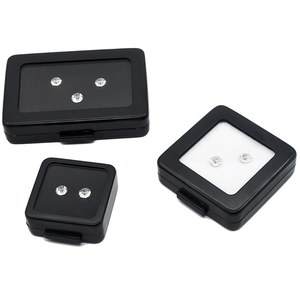 Caja de Exhibición de Joyería de Metal de Lujo al por Mayor, Cuadrada, con Diamantes y Piedras Preciosas, con Cojín Interior Blanco y Negro - Product Image 5