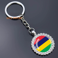 Porte-clés fleur en strass drapeau de Madagascar, très populaire, pour sac à dos, décoration de clés, breloque de portefeuille, souvenir de voyage