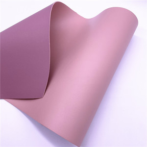 BY8015 sintético 1,8mm cuero de doble cara tapicería de PVC muebles silla bolsos CARTERAS CINTURONES zapatos pendientes sofá lazos para el cabello - Product Image 2