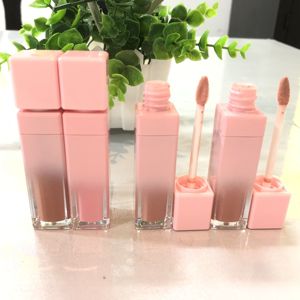 Lucidalabbra Liquido Rosa Baby con Etichetta Personalizzata, Non Appiccicoso, Delicato, per Donna, Fissaggio del Trucco Labbra - Product Image 3