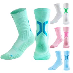 वेइडोर्न थोक शरद ऋतु बुना हुआ लुभावनी पॉलिएस्टर कस्टम लोगो ने बास्केटबॉल मोजे एथलेटिक स्पोर्ट्स क्रू मोजे - Product Image 3