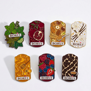 Fabricant d'articles métalliques sur mesure : badges en émail dur et souple, épingles de revers en métal avec logo personnalisé pour marque de vin - Product Image 1