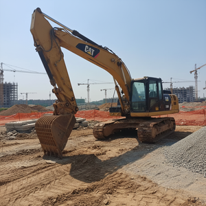 Grande pelle mécanique Caterpillar 323D2L d'occasion, modèle 2022, 23 tonnes, moteur, vente directe usine, stock rapide - Product Image 1