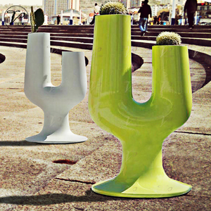 庭のモールや床用人工花の手で刻まれた仕上げのモダンな立ちグラスファイバーツリーフラワープランターポット - Product Image 5