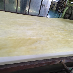 Couverture d'isolation imperméable en <span class=keywords><strong>laine</strong></span> <span class=keywords><strong>de</strong></span> <span class=keywords><strong>verre</strong></span> prix <span class=keywords><strong>de</strong></span> gros avec support en aluminium avec <span class=keywords><strong>pare</strong></span>-<span class=keywords><strong>vapeur</strong></span> - Product Image 2