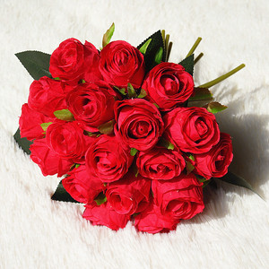 Roses rouges 18 têtes <span class=keywords><strong>Bouquet</strong></span> <span class=keywords><strong>de</strong></span> <span class=keywords><strong>mariée</strong></span> à tenir à la main Fleurs artificielles <span class=keywords><strong>en</strong></span> rose pour la décoration <span class=keywords><strong>de</strong></span> mariage à domicile - Product Image 1