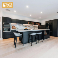 Mobili da Cucina Modulari Balom Moderni di Lusso con Finitura Laccata Opaca in Truciolato, Armadietti da Cucina Modulari Personalizzati RTA con Isola
