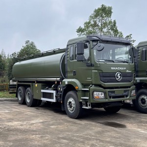 Camion-citerne SHACMAN 6x4 20000L diesel/essence avec pompe pour le transport de produits inflammables et dangereux - Product Image 2