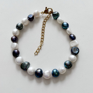 Pulsera de perlas barrocas naturales de alta calidad con cierre chapado en oro PVD de acero inoxidable 316L resistente al agua, Perla Barroca de 7 mm - Product Image 4