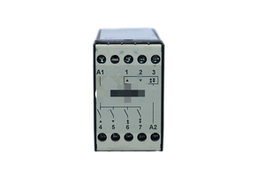 SGDM-1 延时继电器 46967044 (220-240V) 编程控制器 工业自动化 - Product Image 3
