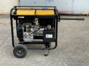 <b>Generator</b> 7.5KW 4-Stroke Open Frame Single Phase Recoil Start 110/220V 50/60Hz - Product Image 4