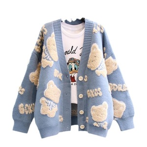 <span class=keywords><strong>Pull</strong></span> en acrylique pour femme avec boutons motif ours de dessin animé style coréen, nouvelle collection automne-hiver 2026, coupe ample, décontracté, tendance et à la mode - Product Image 5