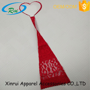 ชุดชั้นในวาเลนไทน์ปี 2022 สำหรับผู้หญิง แบบเซ็กซี่ สีพื้น แต่งลูกไม้รูปหัวใจ ซีทรู ชุดชั้นในเอวต่ำ รับผลิตแบบ ODM - Product Image 6