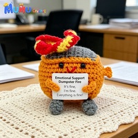 Vente en gros de poupées Amigurumi au crochet faites main personnalisées, motif 'Dumpster Fire', pour le soutien émotionnel, cadeau positif pour la décoration de bureau