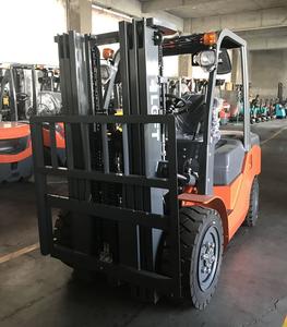 Fabrika fiyat FD20 2 sahne 3m direk manuel şanzıman kargo taşıma forklift için 2 ton dizel forklift 2.5t - Product Image 5