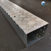 Goulotte de câblage flexible en acier galvanisé à fentes, homologuée UL, structure stable, pour entrepôt et usine de production, pour câbles d'alimentation et de signalisation