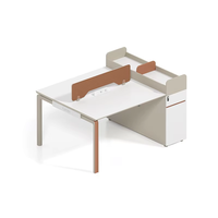 Meubles de bureau modernes, poste de travail pour employés, bureau modulaire avec armoire de classement, étagères ouvertes