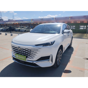 Coche Usado Guazi <span class=keywords><strong>2021</strong></span> Changan UNI-K en Stock Gasolina 2.0T Automático SUV LHD para Familia Euro VI Blanco 5 Asientos - Product Image 1