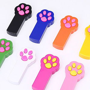 Venta directa de fábrica de juguetes para gatos con guía láser, juguetes de silicona divertidos para entrenamiento de gatos. - Product Image 5