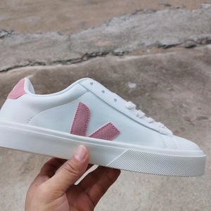 <span class=keywords><strong>Zapatillas</strong></span> Clásicas de Diseñador Joker Blancas para Hombre y <span class=keywords><strong>Mujer</strong></span>, <span class=keywords><strong>Zapatillas</strong></span> de Campus para Parejas, Transpirables, Resistentes al Desgaste, Deportivas de Verano. - Product Image 3