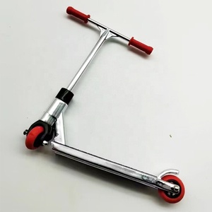 Nouveau <span class=keywords><strong>mini</strong></span>-<span class=keywords><strong>trottinette</strong></span> en métal électroplaqué, <span class=keywords><strong>mini</strong></span>-<span class=keywords><strong>trottinette</strong></span> à doigts - Product Image 4