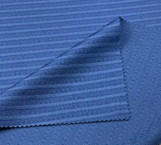 Tejido de celosía de fútbol tridimensional con tejido de punto jacquard pequeño para Camiseta deportiva