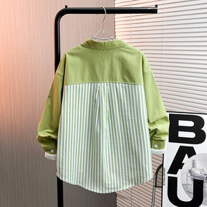 Conjunto de ropa para niño grande 2025, camisa informal de manga larga de retazos a rayas verdes para otoño - Product Image 2