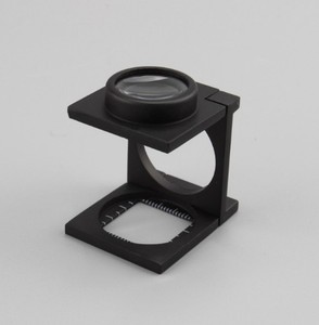 แว่นขยายสิ่งทอขนาด 20x15 มม. กำลังขยายสูง ความคมชัดสูง สำหรับการตรวจสอบสิ่งทอและเครื่องประดับ - Product Image 1