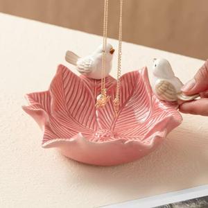 Kreativer Keramik schmuck tablett im europäischen Stil Vogel in Blatt rindens chale mit Vogel dekor Zier dekorations tablett - Product Image 6