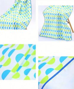 Serviette de voyage, de sport et de camping en microfibre avec sac en paille, séchage rapide, idéale pour les voyages, la plage, la douche, la randonnée, la piscine et les pique-niques - Product Image 4