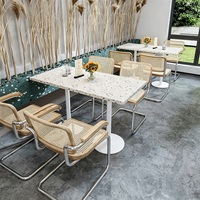 Chaise de salle à manger moderne simple en bois massif et rotin, ensemble de mobilier commercial durable pour restaurants et hôtels (Tables et chaises)