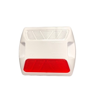Feuille réfléchissante prismatique bidirectionnelle de forme ovale Klite, Tachas Y Tacha, marqueur routier, déchirable - Product Image 1