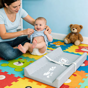 <span class=keywords><strong>Table</strong></span> <span class=keywords><strong>à</strong></span> <span class=keywords><strong>langer</strong></span> portable légère avec housses imperméables pour nouveau-né - Product Image 6